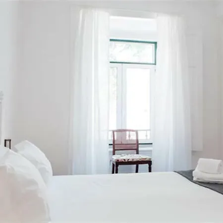 Spacious Tailor Made Bairro Alto 아파트 리스본