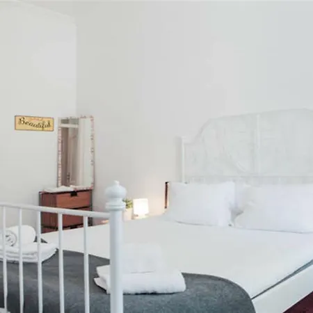 Lägenhet Spacious Tailor Made Bairro Alto *