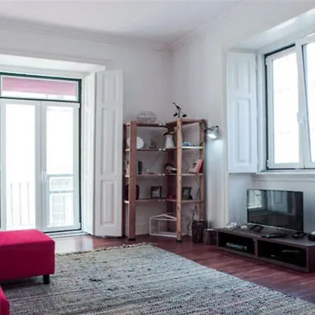 Spacious Tailor Made Bairro Alto Appartement