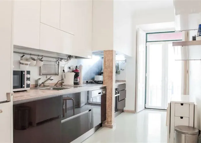 Spacious Tailor Made Bairro Alto Appartamento
